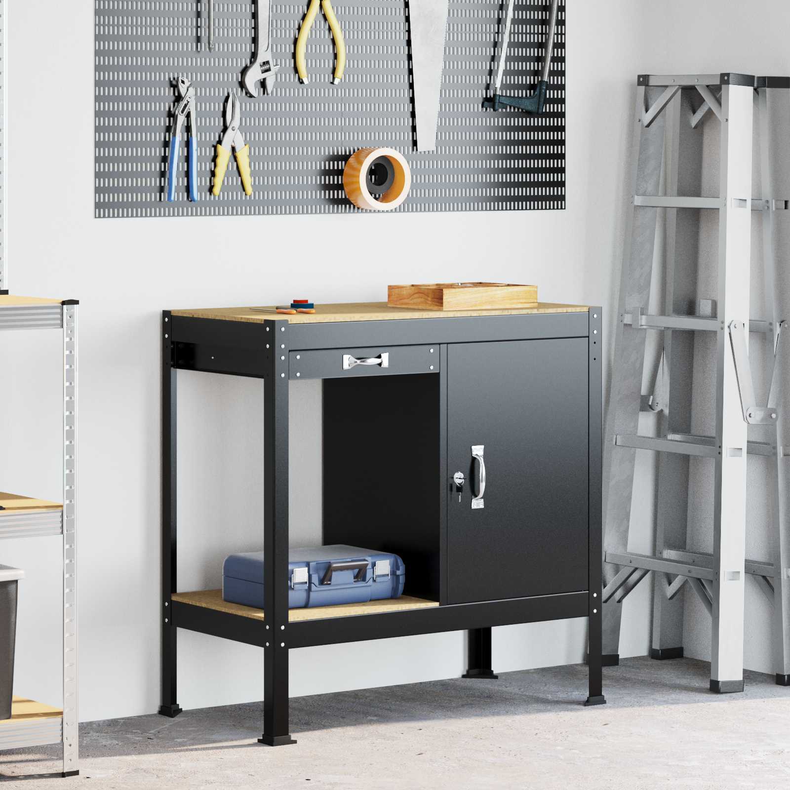 Werkbank mit Lochwand und Schublade