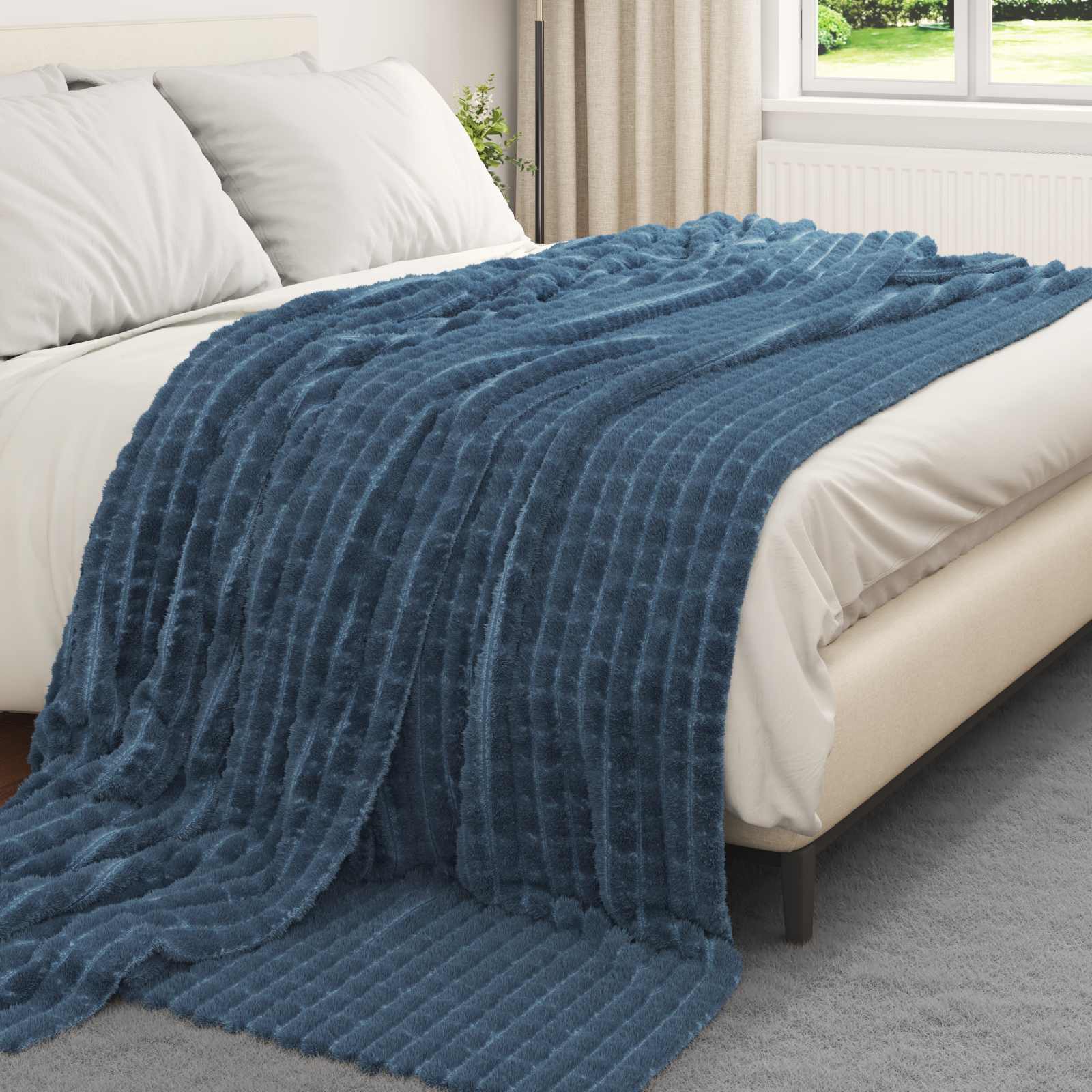 Überwurfdecke Beige 150 x 130 cm Fleece