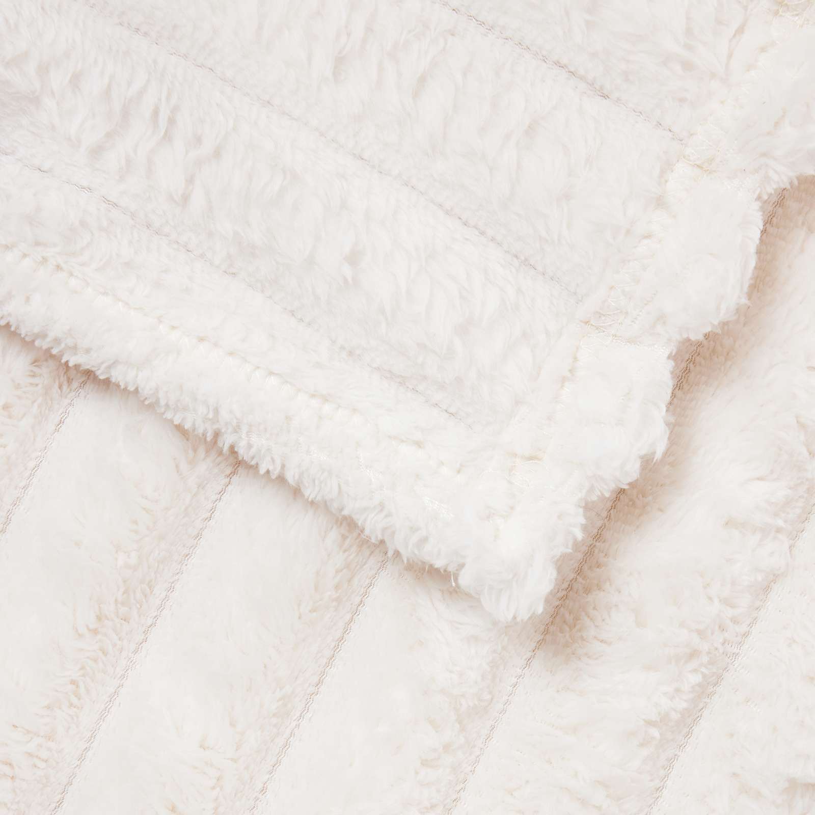 Überwurfdecke Beige 150 x 130 cm Fleece