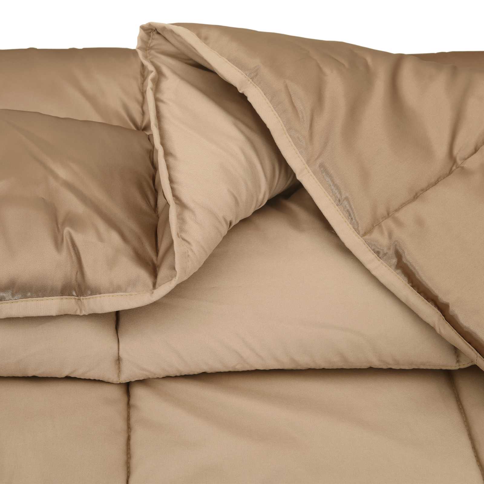 Ganzjahresbettdecke Gold 135 x 200 cm Satin und Mikrofaser