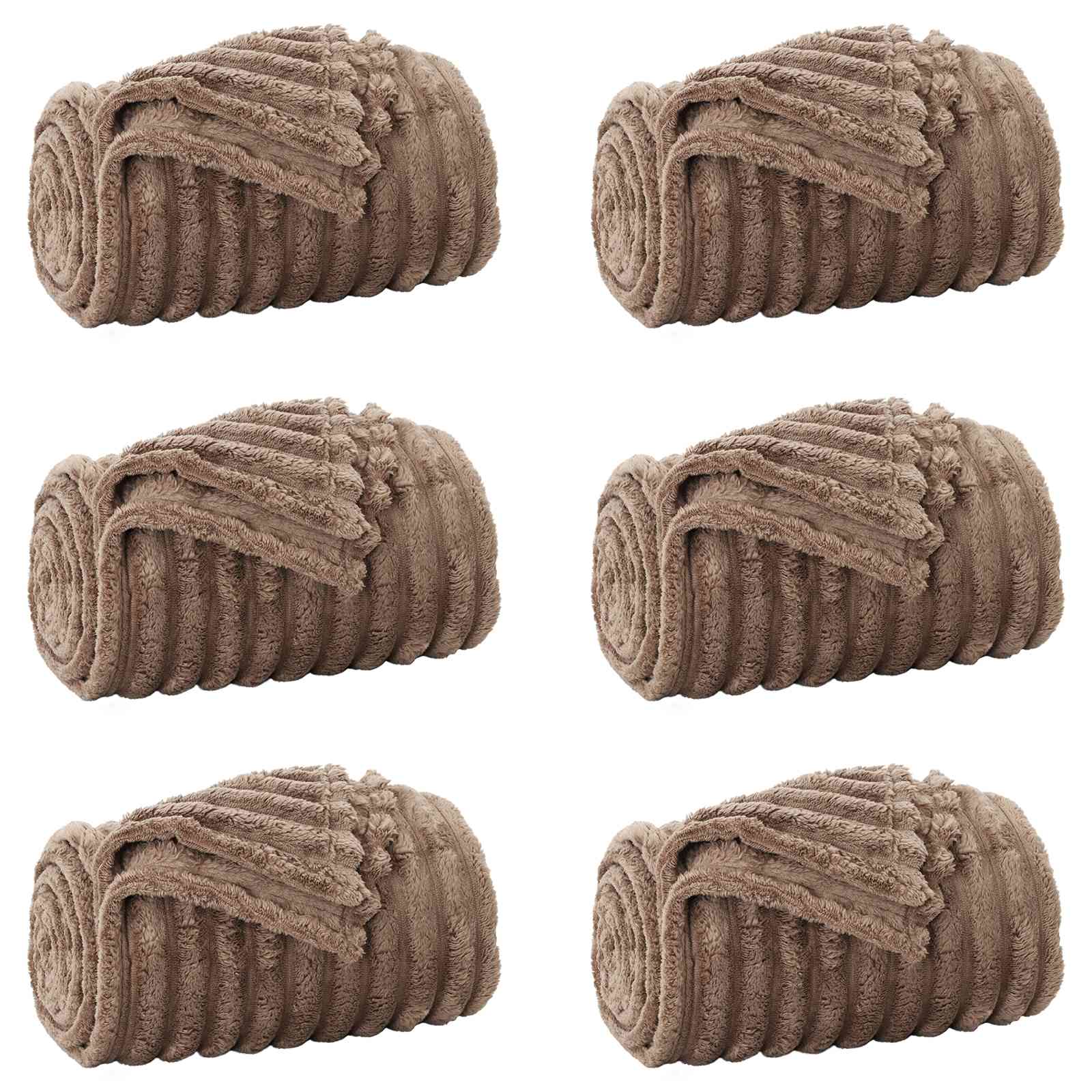 Überwurfdecke Beige 150 x 130 cm Fleece