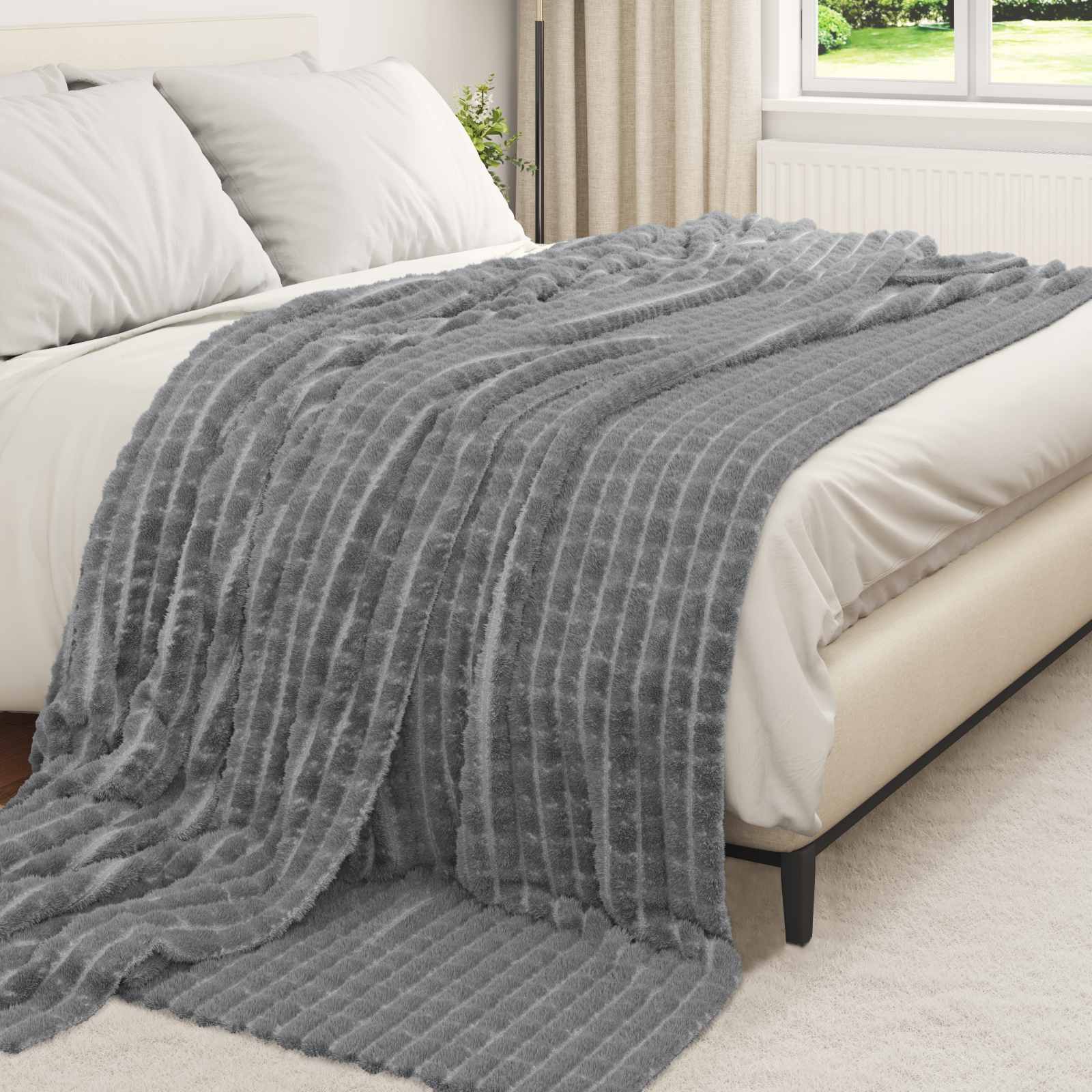 Überwurfdecke Beige 150 x 130 cm Fleece