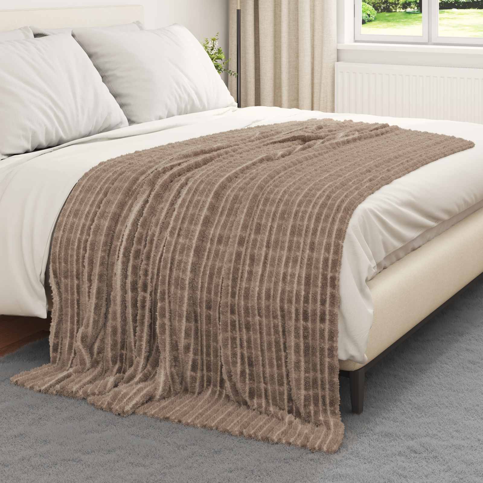 Überwurfdecke Beige 150 x 130 cm Fleece