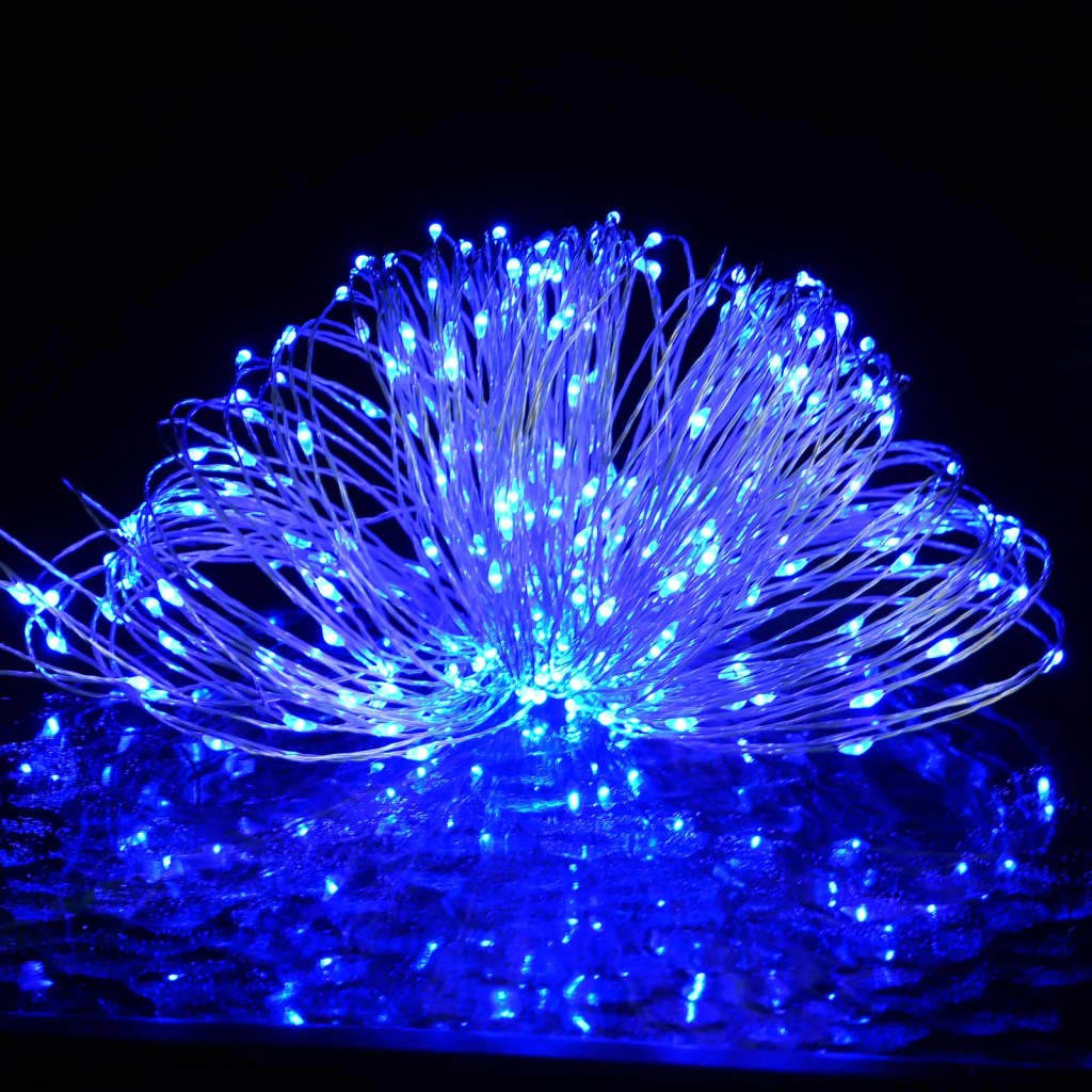 LED-Lichterkette mit 150 LEDs Warmweiß 15 m