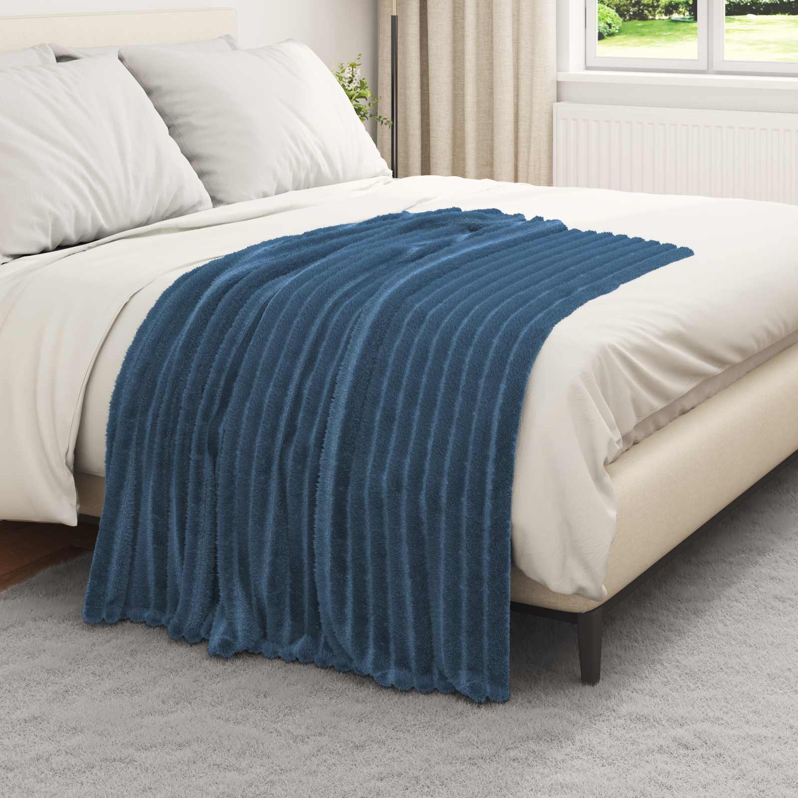 Überwurfdecke Beige 150 x 130 cm Fleece