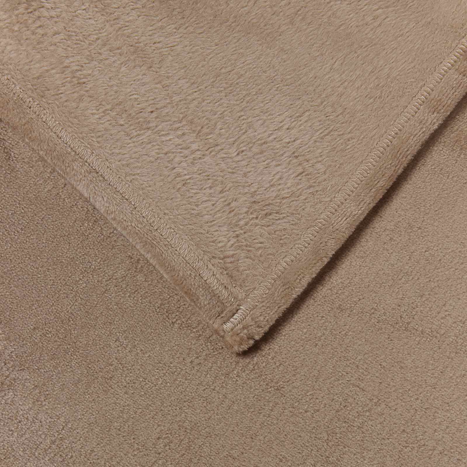 Überwurfdecke Beige 130 x 150 cm Fleece