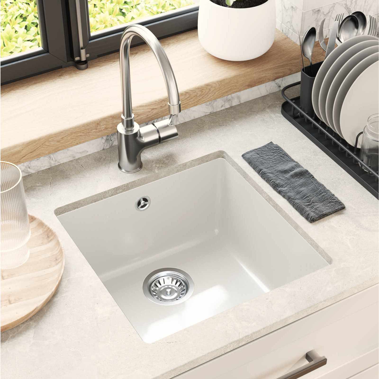 Waschbecken Schwarz 370 x 460 mm 80% Quarz und 20% Harz