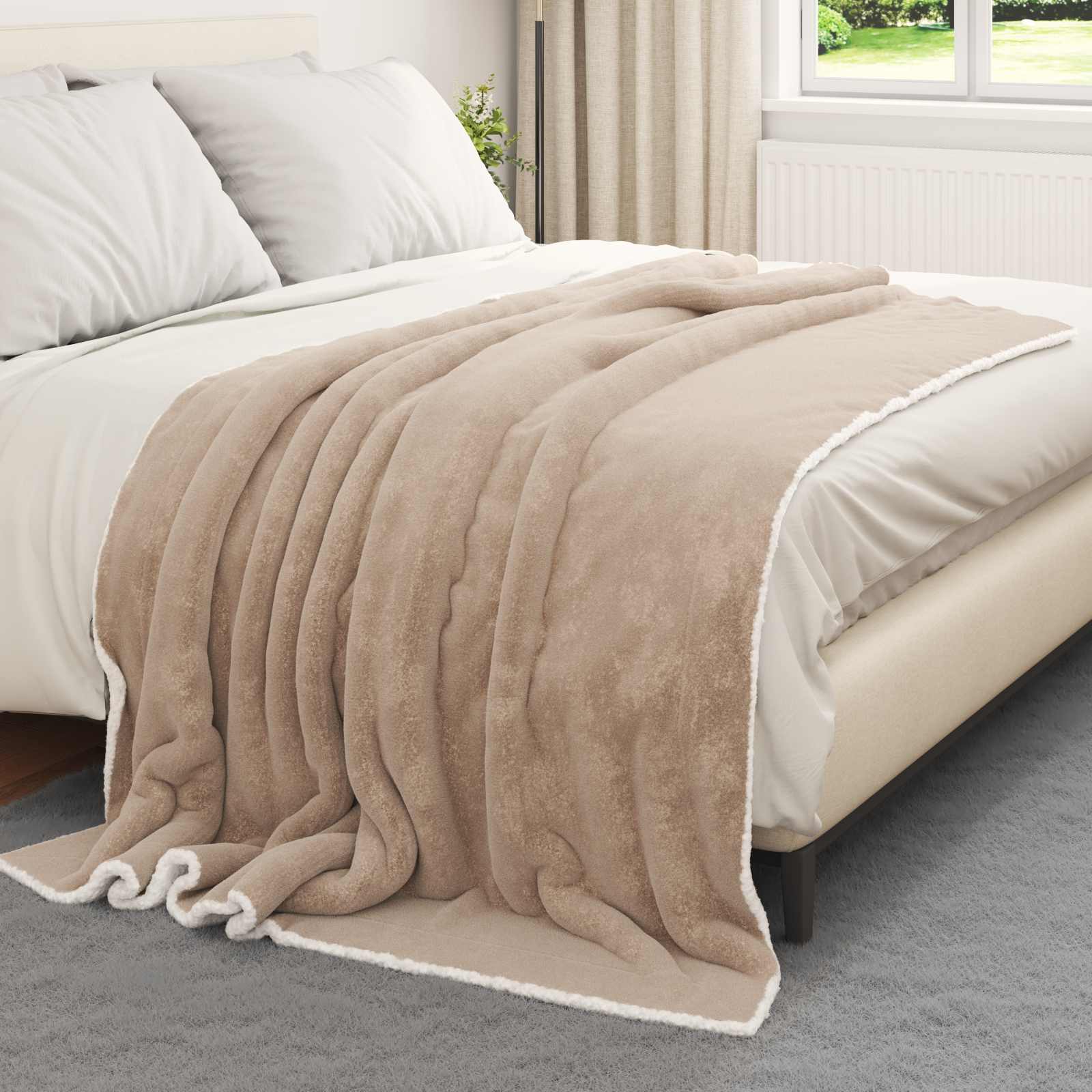 Überwurfdecke Beige 130 x 150 cm Fleece