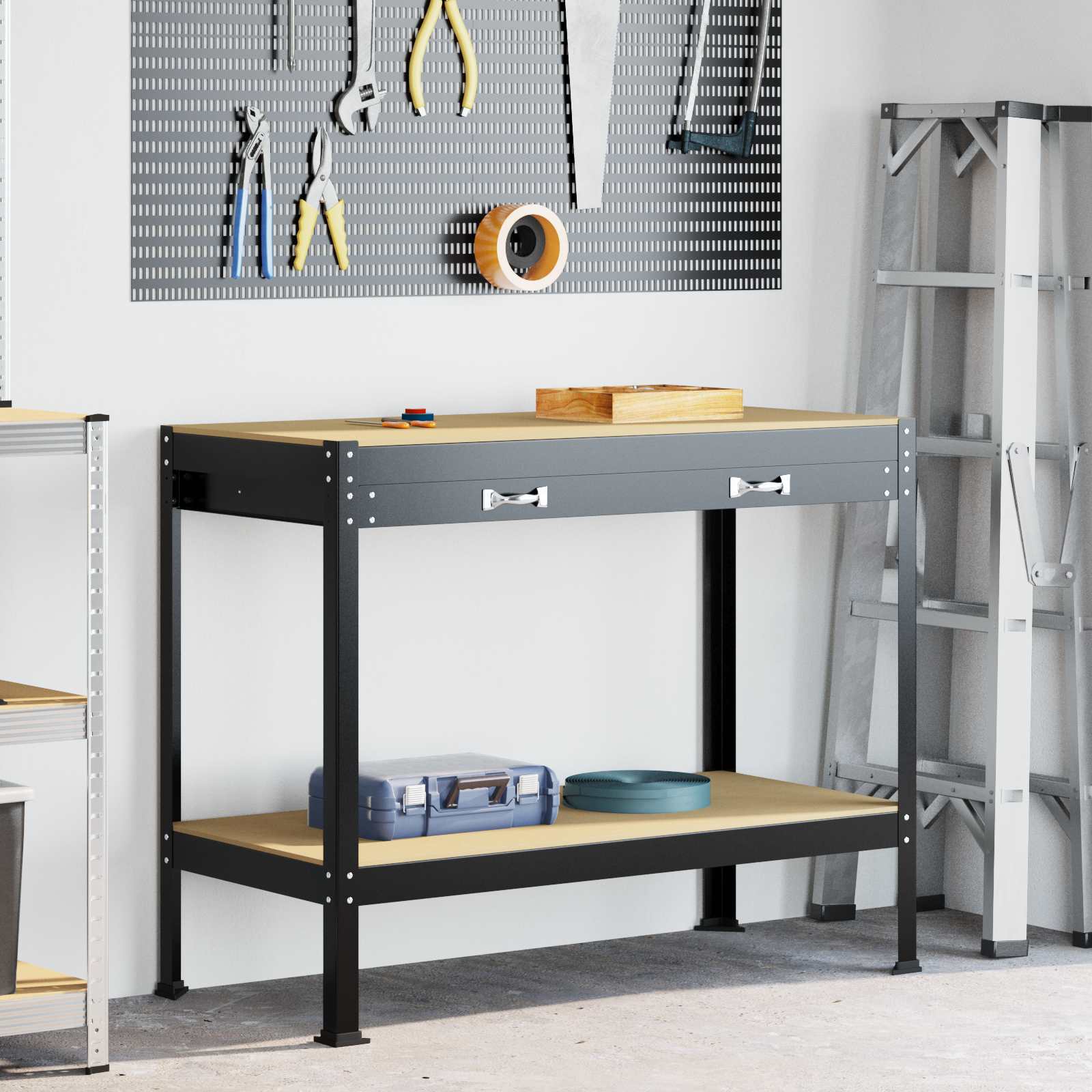 Werkbank mit Lochwand und Schublade