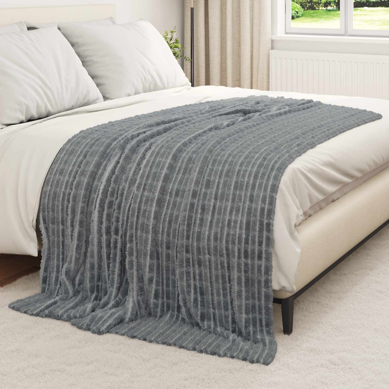 Überwurfdecke Beige 150 x 130 cm Fleece
