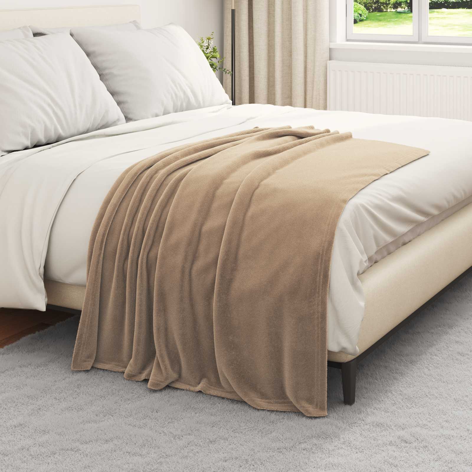 Überwurfdecke Beige 130 x 150 cm Fleece